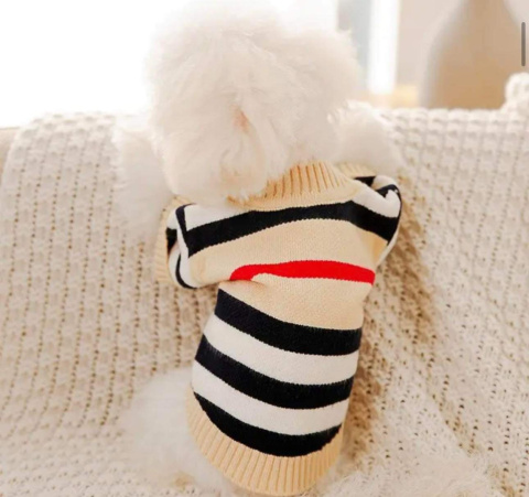 Sweter dla psa lub kota CARDIGAN Sweter dla psa lub kota CARDIGAN